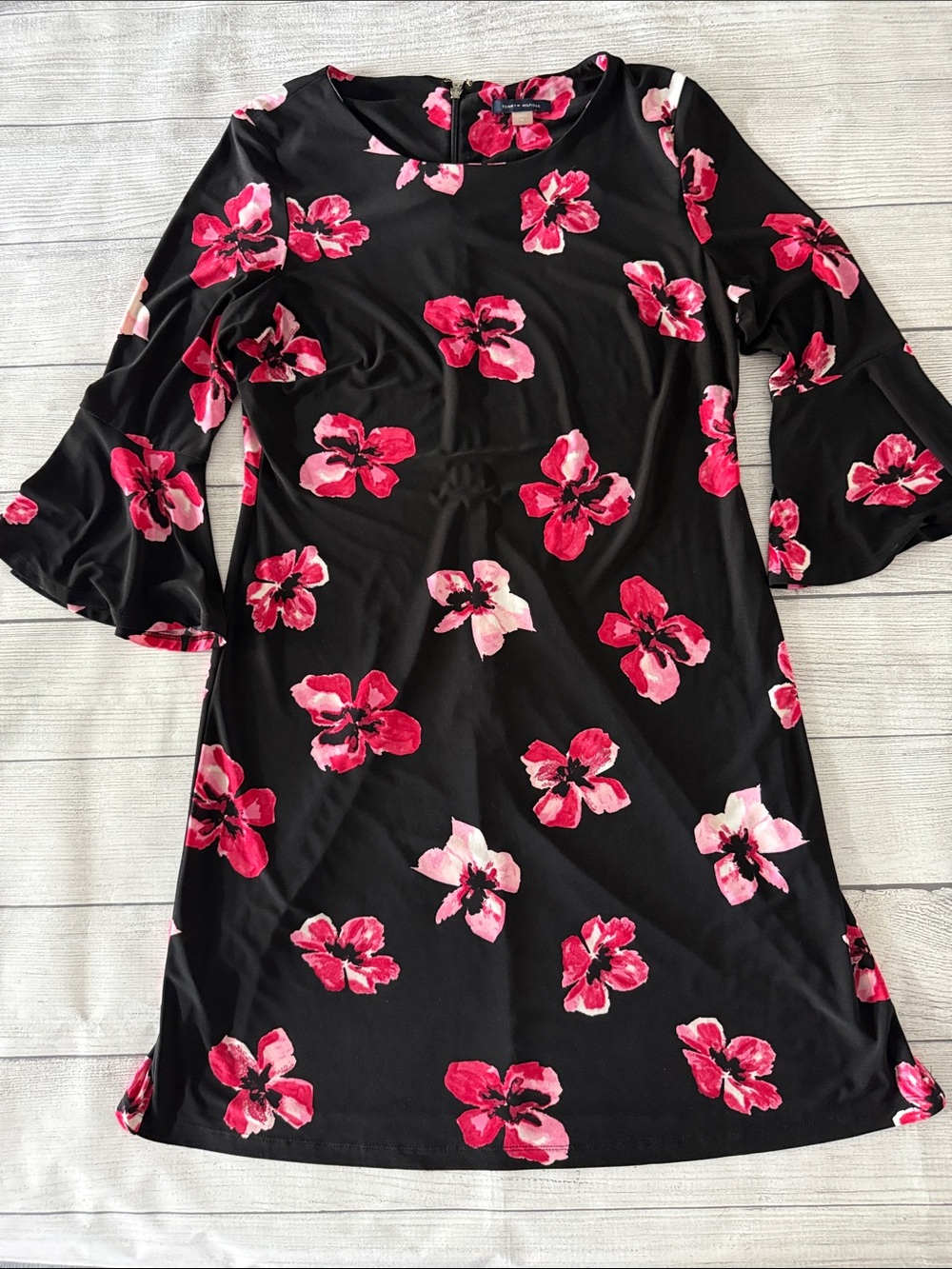 Tommy Hilfiger Black Pink Floral Bell Sleeve Shift Dress Size 10